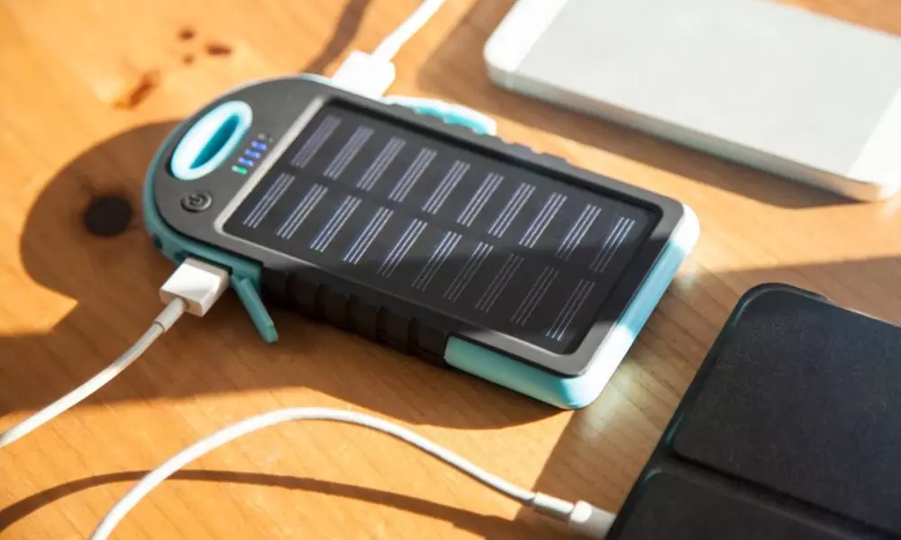 Power bank solare