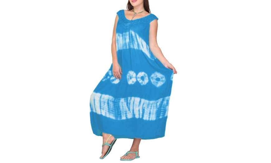 Image 4: Women's Tie-Dye Sleeveless Dress. Plus Sizes Available.