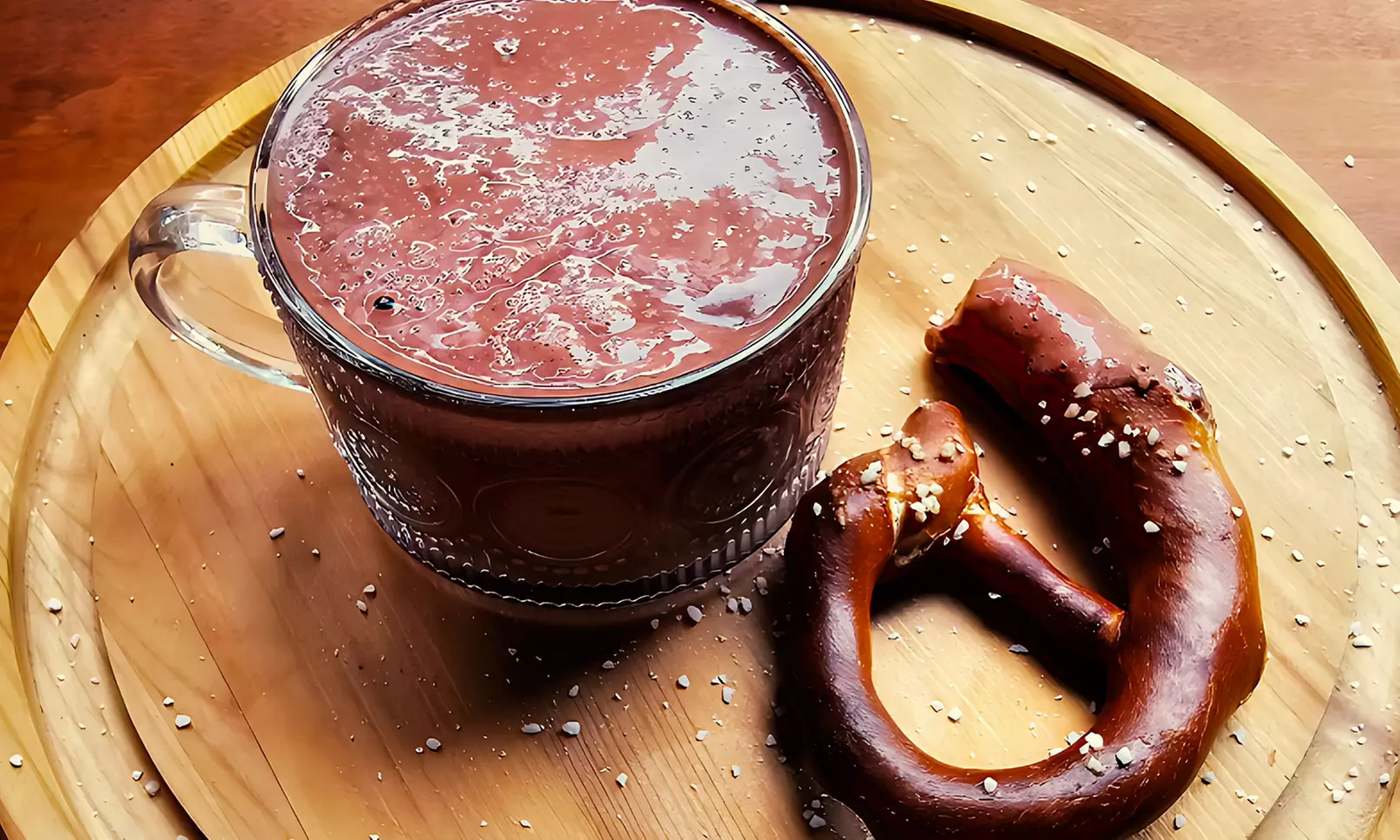 Exquisite Trinkschokolade oder Heißgetränk nach Wahl für 2-4 Personen