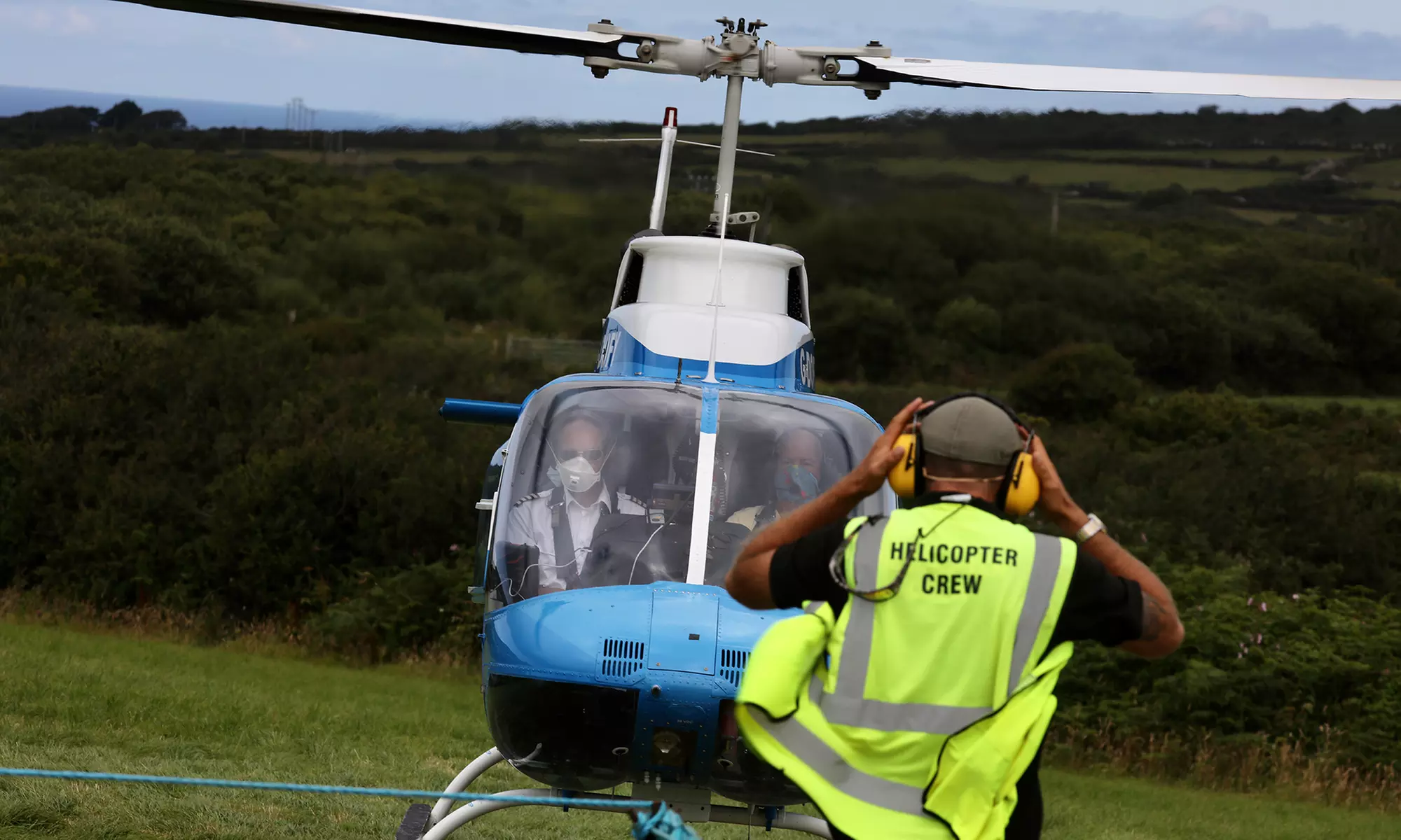 Helicopter Trip and Hike for 2 | Enjoy Thrill and Serenity