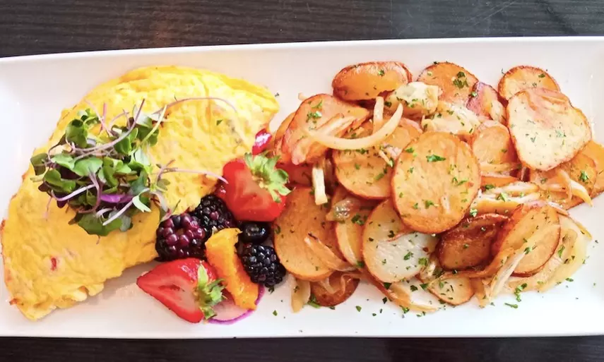 Brunch with Drinks for Two or Four with Parking Pass at The Lobby Restaurant at Pinnacle Hotel (Up to 39% Off) - Second Medium
