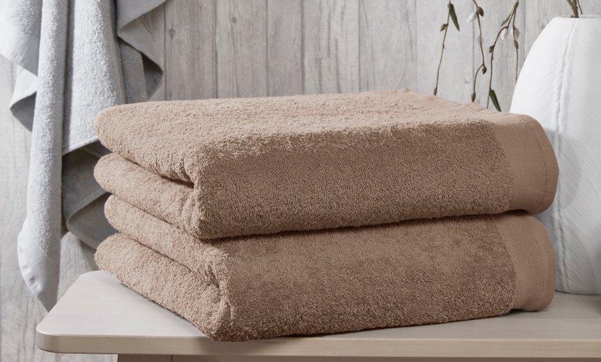 Image 11: Towel Bundles