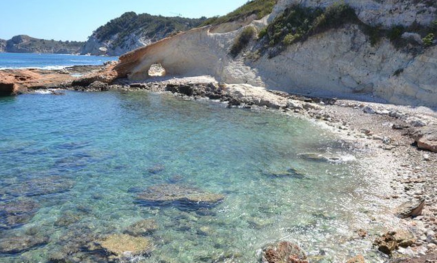 Image 7: Excursión guiada con kayak para niño o adulto con picnic incluido