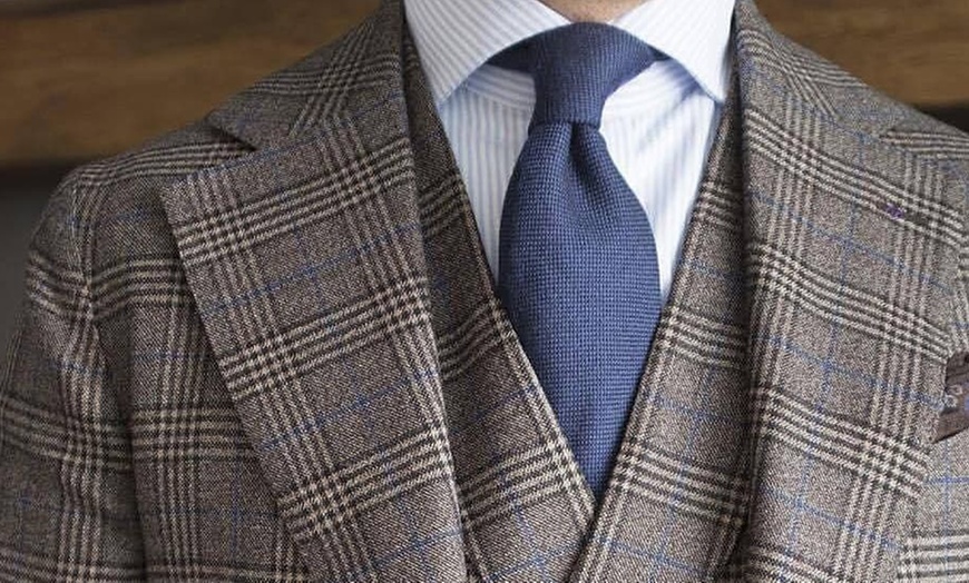 Image 5: Buono fino a 300 € per sartoria