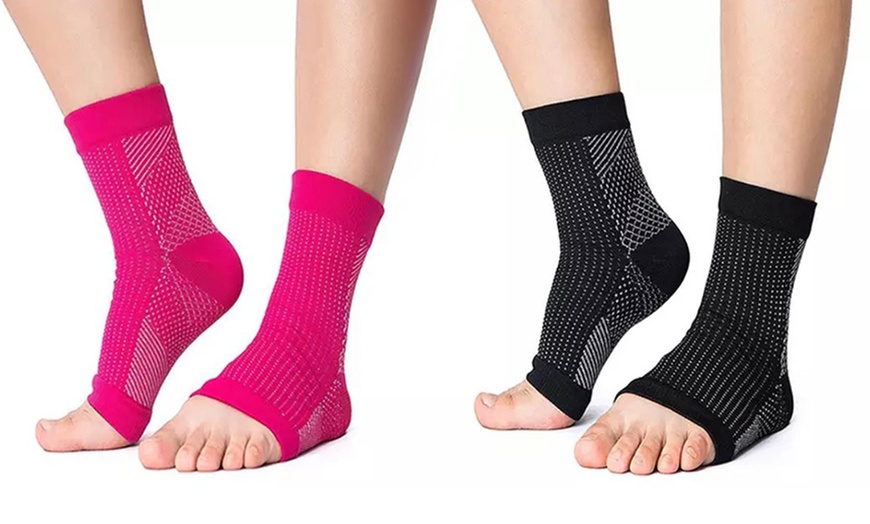 Image 6: Chaussettes de compression anti-fatigue ouvertes aux orteils