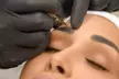 Cejas definidas: 1 sesión de microblading de cejas o micropigmentación en eyeliner o labios; ahorra hasta un 55% - Image 7