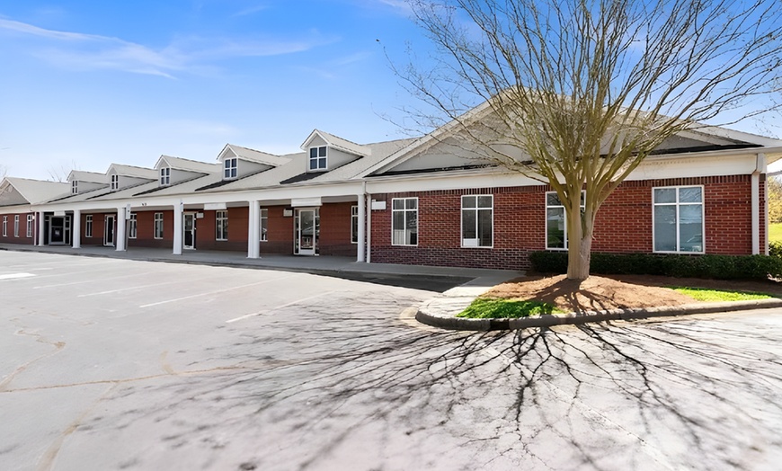 Image 4: 3, 6 or 9 Sessions of Lipo Laser for Body Contouring with Consultation