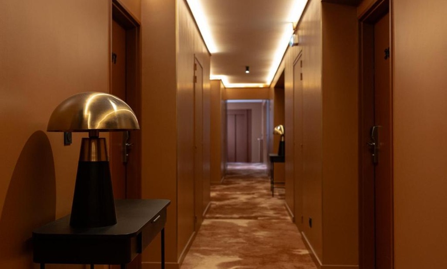 Image 10: Near Paris: Double Room with Optional Breakfast