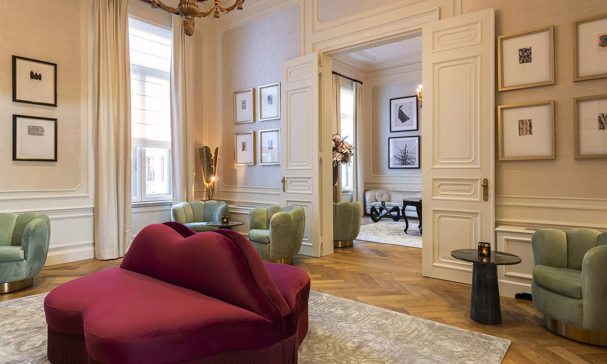 Belgia, Brugia: pokój 2-os. premium ze śniadaniem i strefą wellness