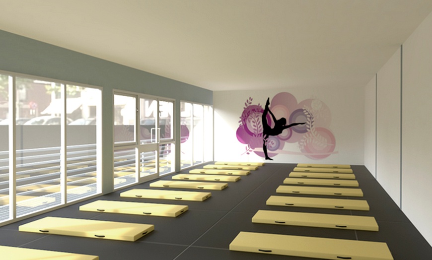 Image 2: Five Yoga Classes