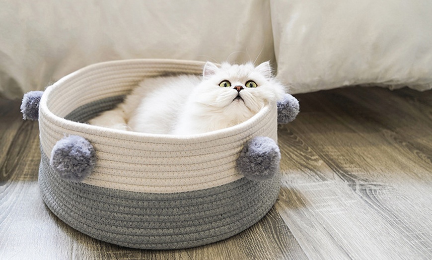 Image 6: Round Pet Basket