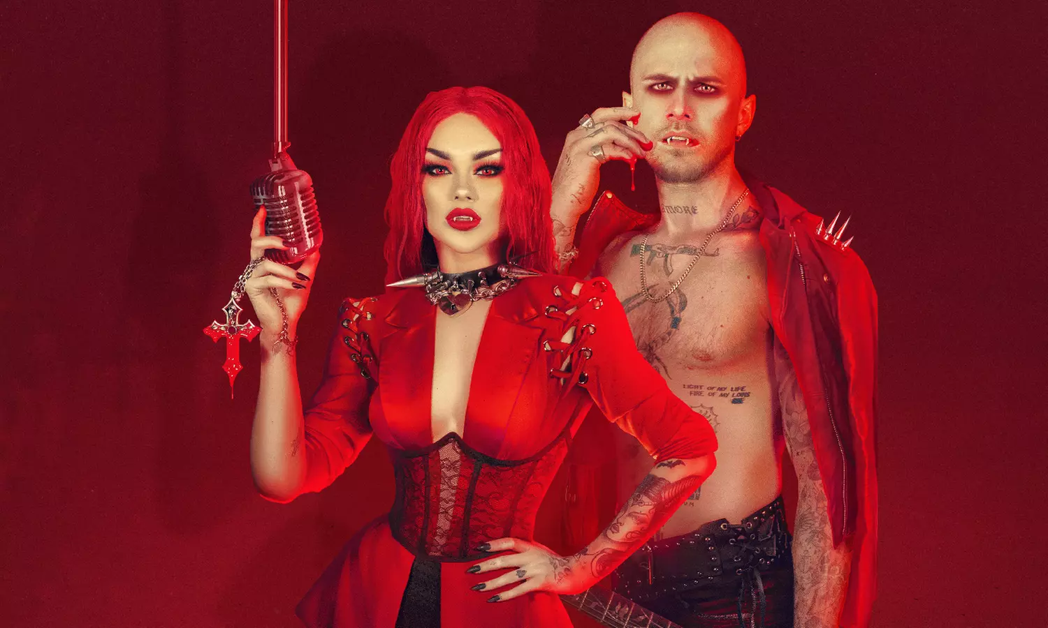 Dracula's Gold Coast Show: 3-Course Dinner & Live Entertainment