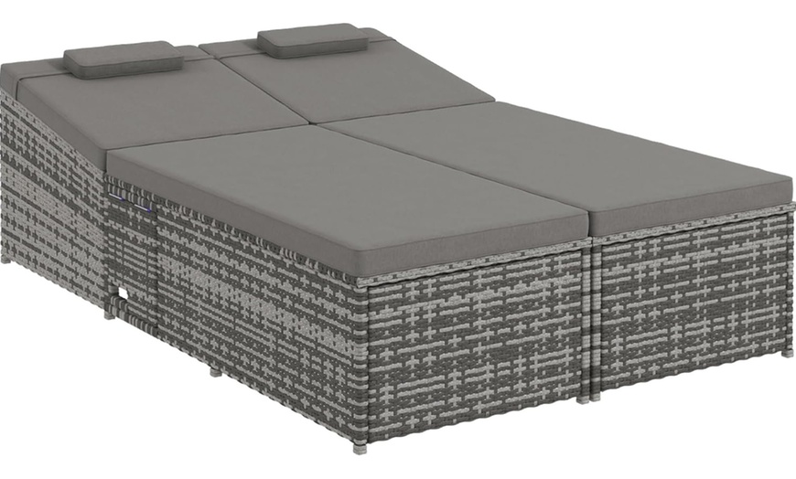 Image 4: Outsunny Two-Seater Rattan-Effect Bed with Fire Retardant Cushions 