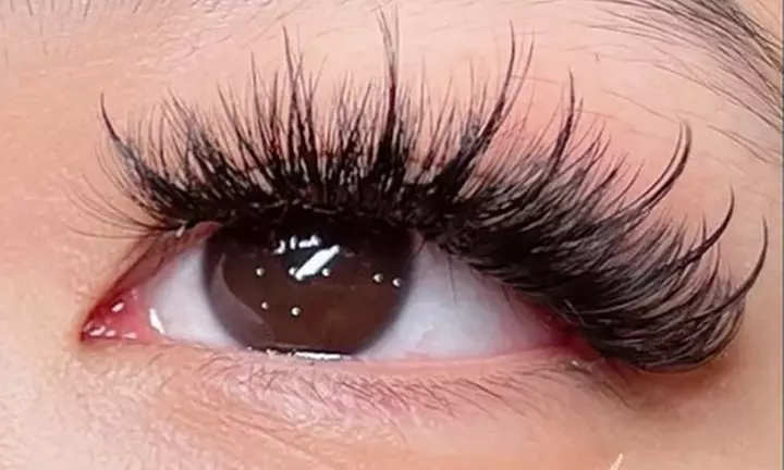 Full Set of Classic Eyelash Extensions or 3D or 6D Volumes with Fill! 