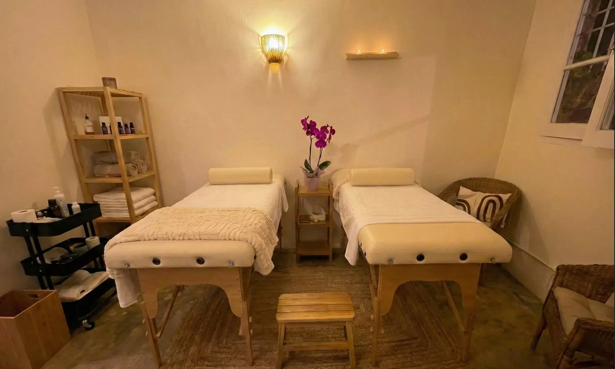 Ritual de masaje relajante en pareja Noor de 30, 60 o 90 minutos