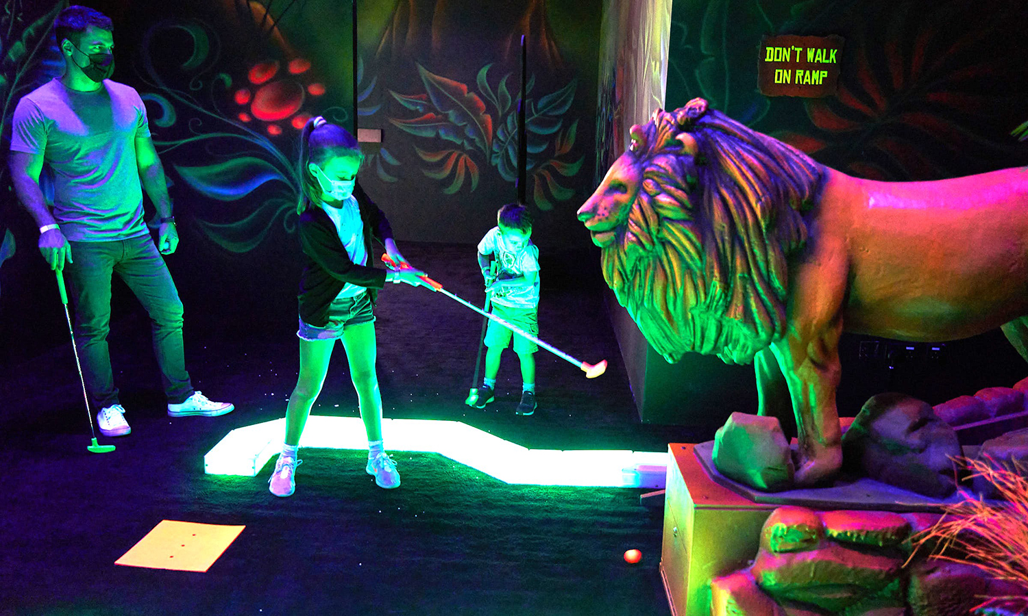 Glow Golf Experience At Mystic Golf By Tr88house @bluewaters Island