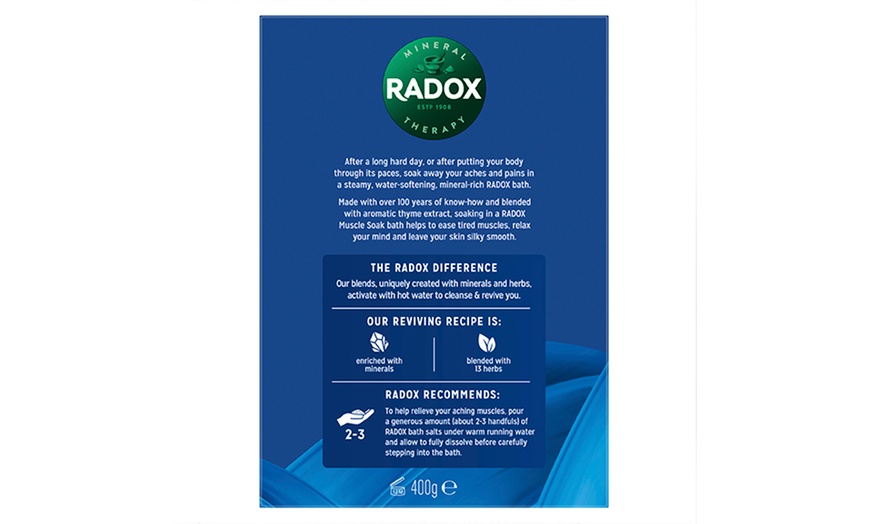 Image 3: Radox Bath Therapy Muscle Soak Herbal Bath Salts 400g