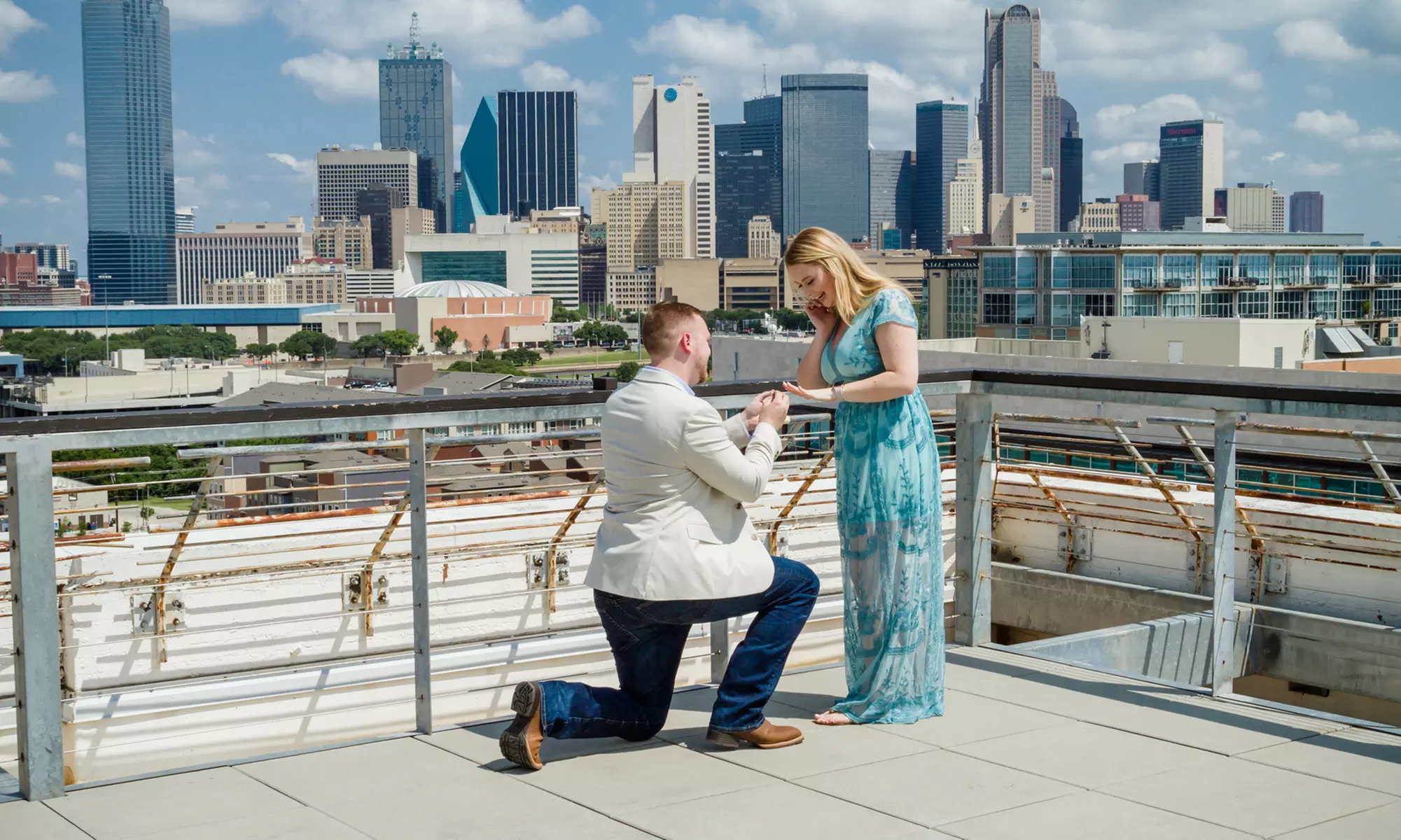Experience Dream Photography DFW with tailored engagement photoshoots offering up to 50% off