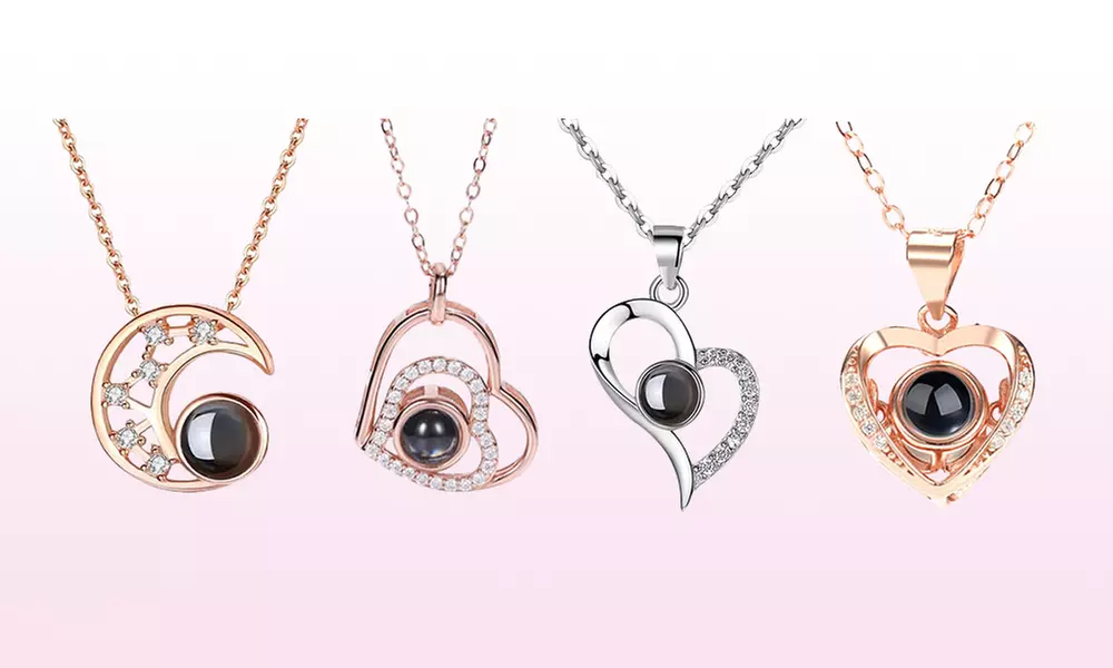 Halskette mit Projektion