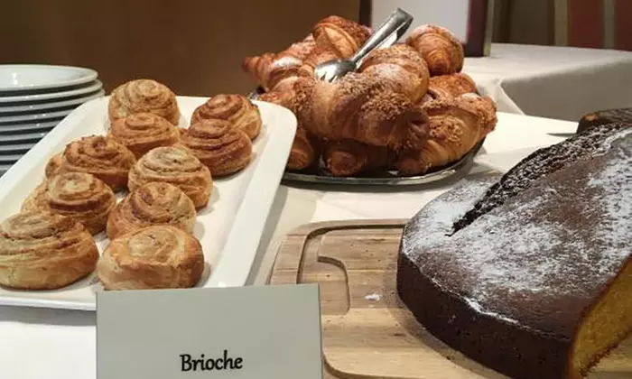 Colle Isarco: camera doppia con colazione o mezza pensione e Spa