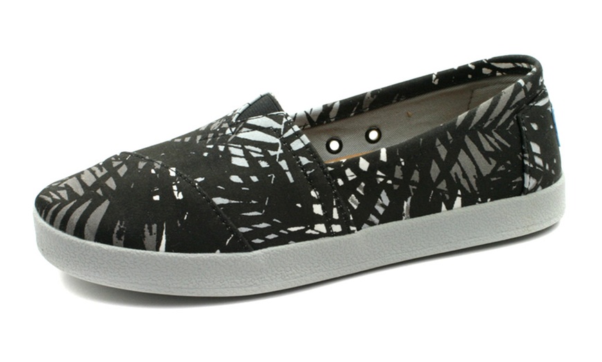 Image 23: Women's TOMS Espadrilles