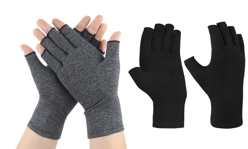 Image 8: Gants sans doigts à compression pour l'arthrite