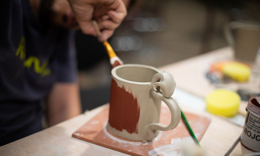 Image 13: Taller de cerámica para 1 o 2 personas con picoteo y vino ilimitado