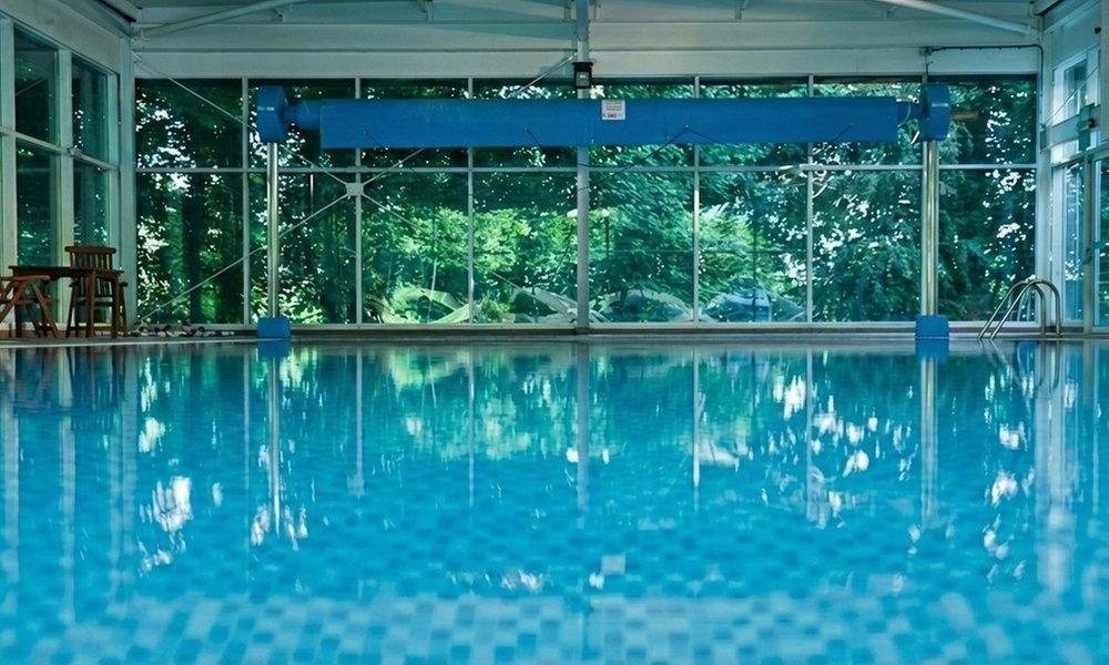 Perfect Spa Break for One or Two –25 or 55 Min ELEMIS Treatment & More