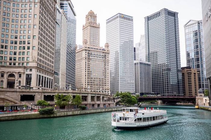 Chicago Boat Tour Deals & Special Offers
