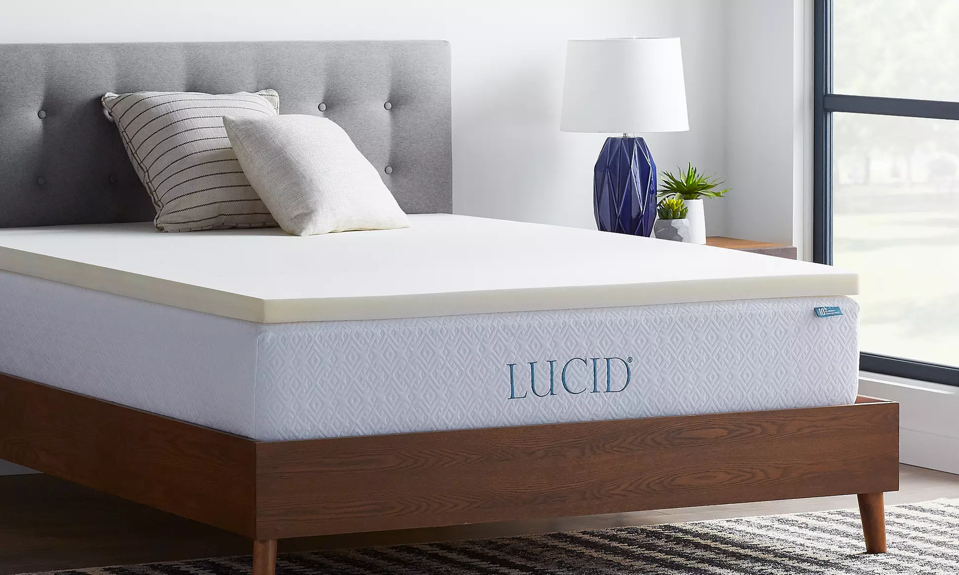 Lucid 2" Ventilated Traditional Foam Mattress Topper - Primary Image