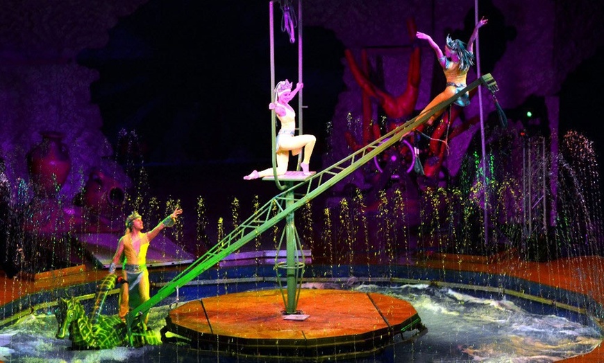 Image 4: Wunder-Wasser-Show Circo Aquatico