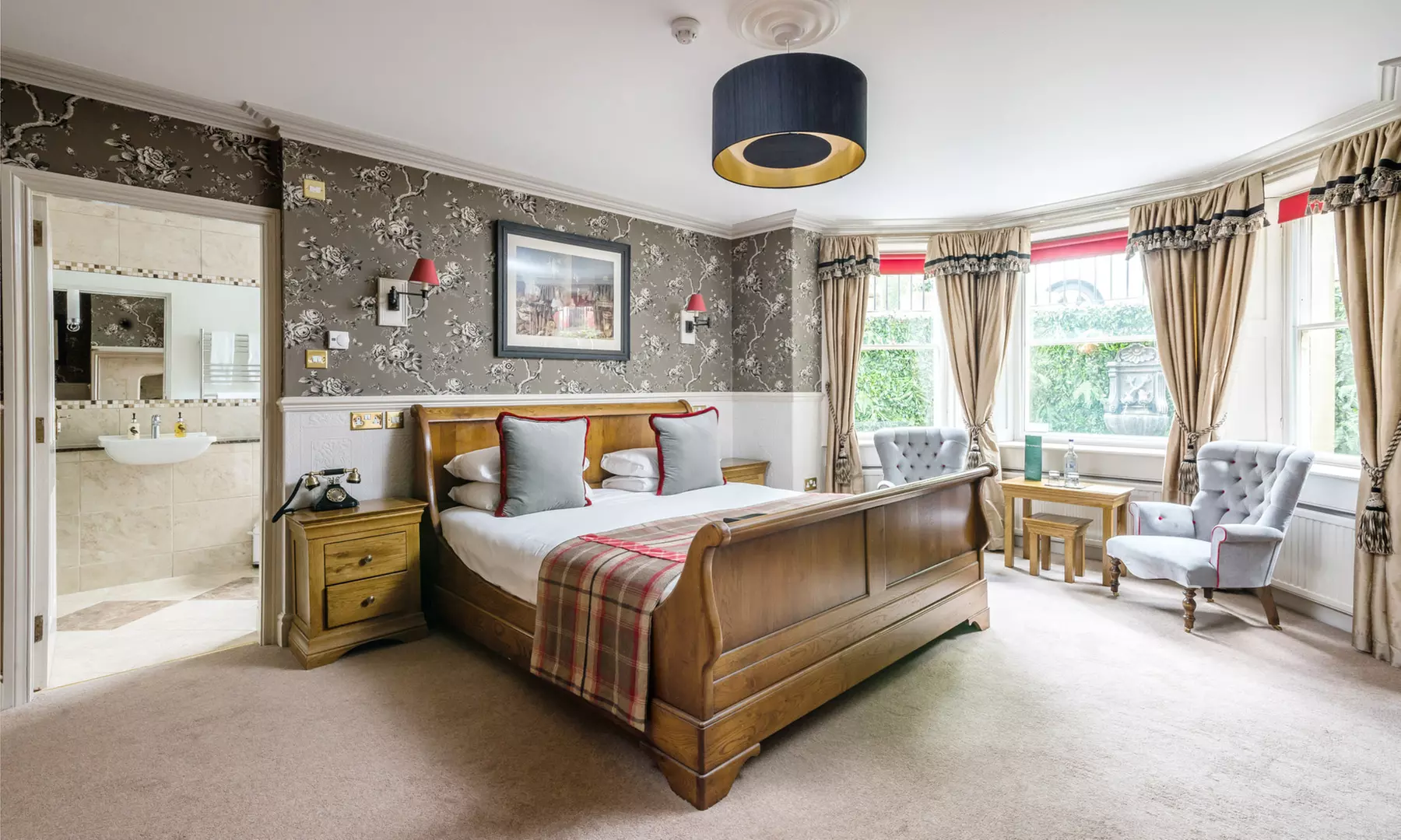 Bath: 5* Standard, Deluxe, or Superior Double Room Stay with Breakfast