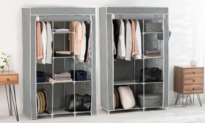 Image 8: Large Canvas Wardrobe