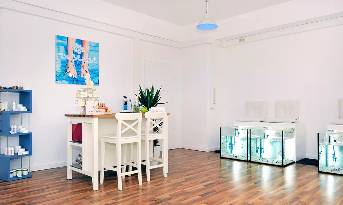 Fisch-Pediküre oder -Maniküre