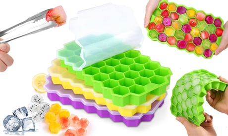 Fino a 3 stampi per cubetti di ghiaccio, disponibili in 3 colori