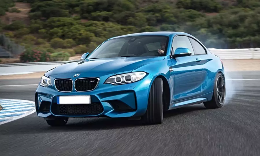 Rajdowe emocje: przejazdy jako kierowca lub pasażer wyścigowych aut