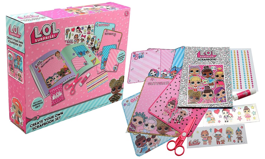 Image 1: LOL Surprise Scrapbook Set
