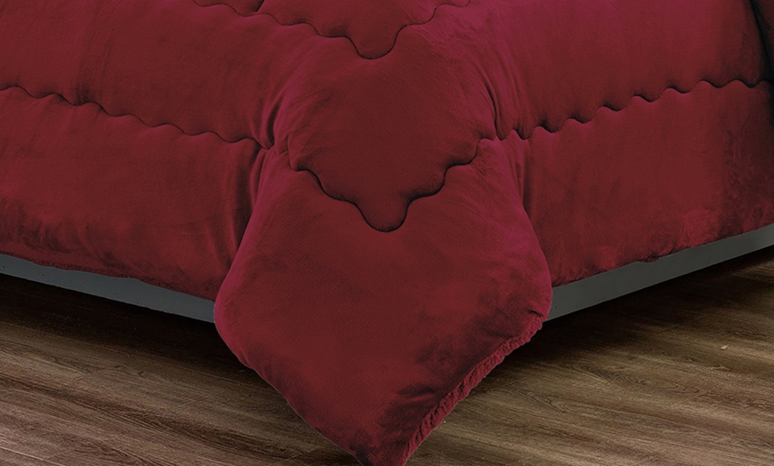 Image 6: Couette double en velours Sherpa