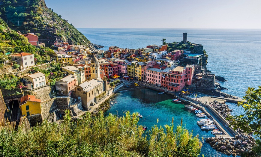 Image 1: Cinque Terre: camera doppia con colazione o mezza pensione 