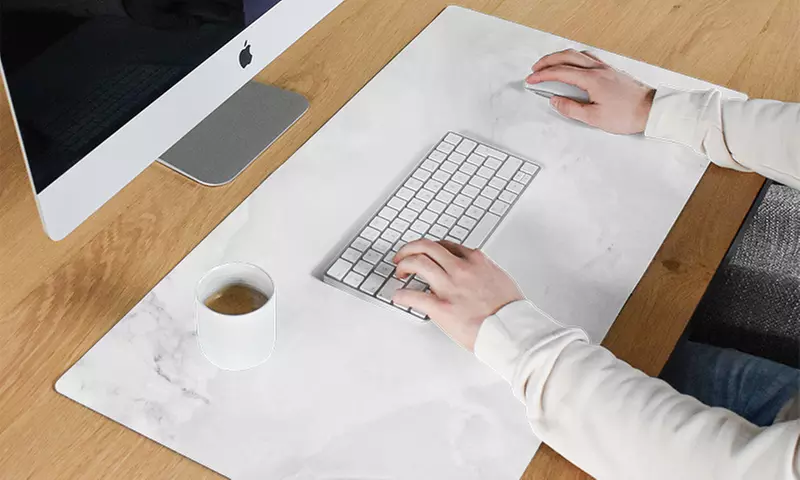 Tapis de bureau avec Hello Deco