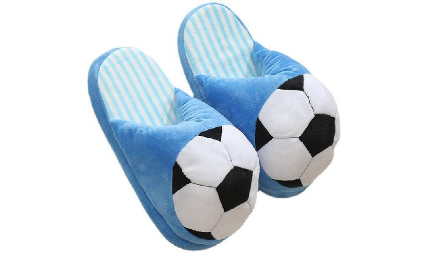 Image 5: Football Style Indoor Slippers