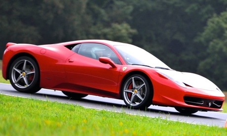 3, 4 o 8 giri di pista con 4 auto GT a scelta con BMM Motorsport (sconto fino a 54%).  Valido in 4 sedi