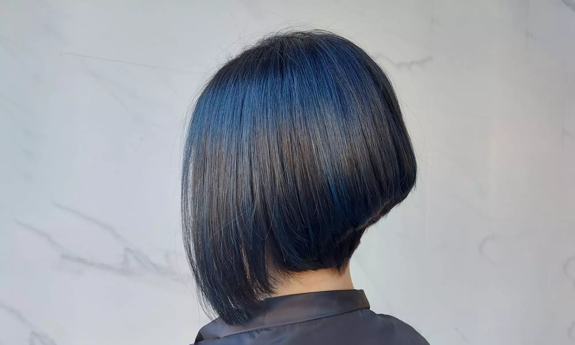 Decoloración y tinte fantasía a elegir en Queens Of Color