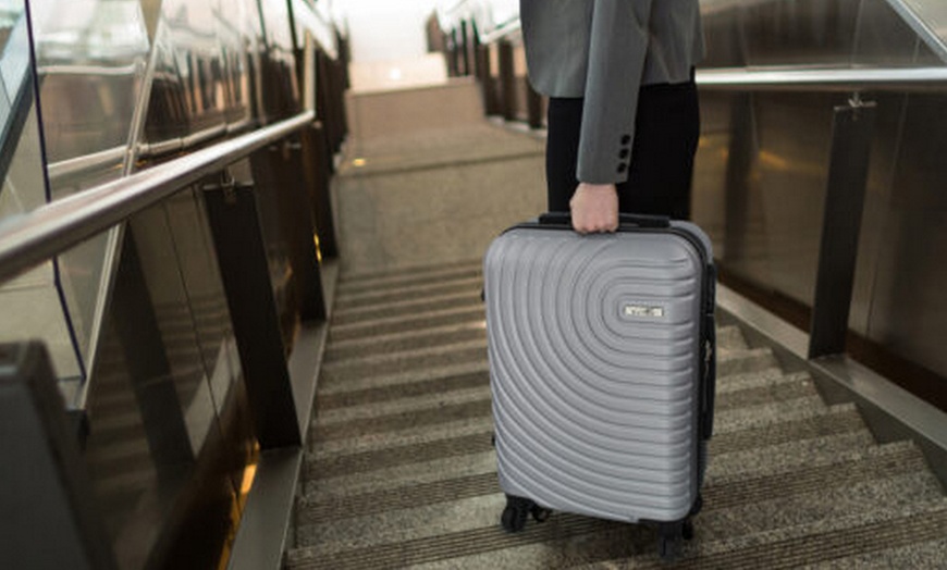 Image 15: 18'' Cabin Suitcase - ABS Hard Shell, Spinner Wheels, Lock