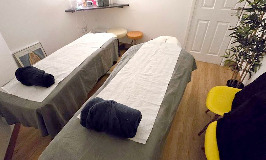 Image 2: 45-, 60- or 90-Minute or Two-Hour Couples Massage at Ws Thai Table Massage (Up to 35% Off)