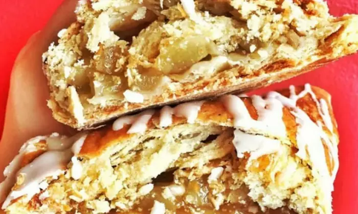 Enjoy Cake Pops, Cupcakes, Cookies & More Delicious Treats