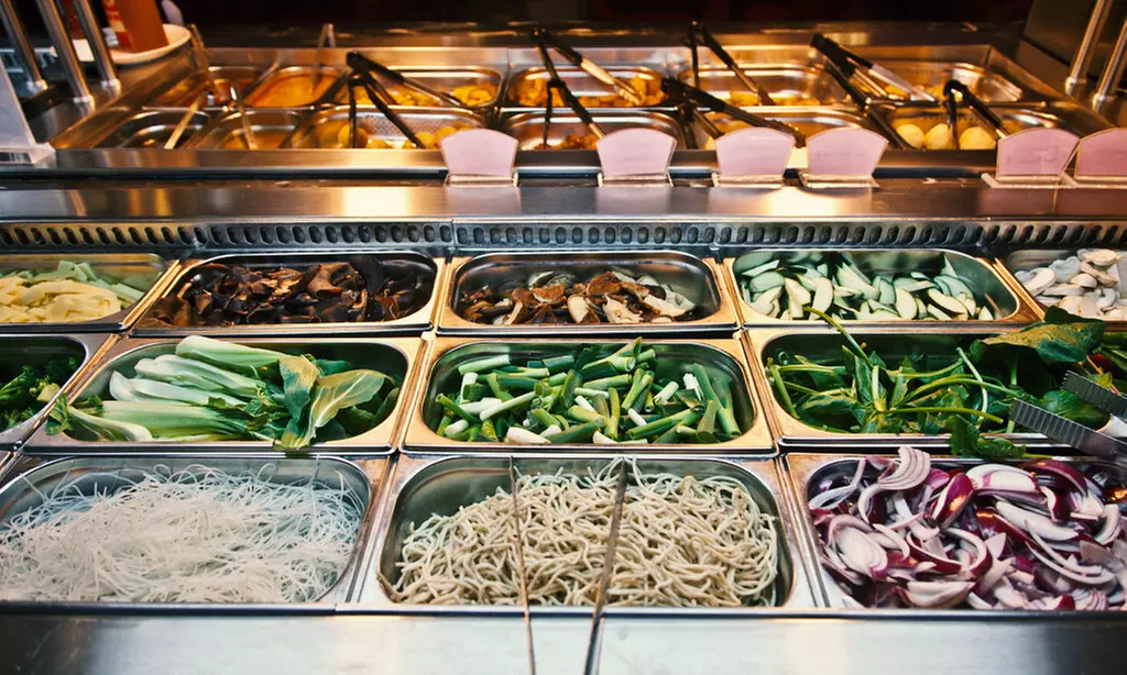 Chinesisch-mongolisches Abend-Buffet All-you-can-eat für 2-4 Personen