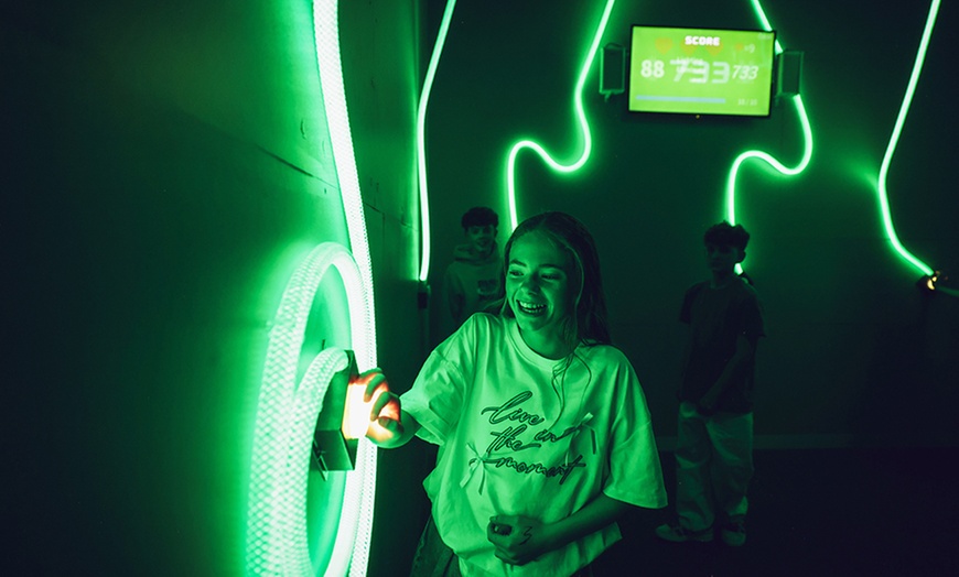 Image 5: Experience Virtual Reality Games with Dreamskape Immersive Pass