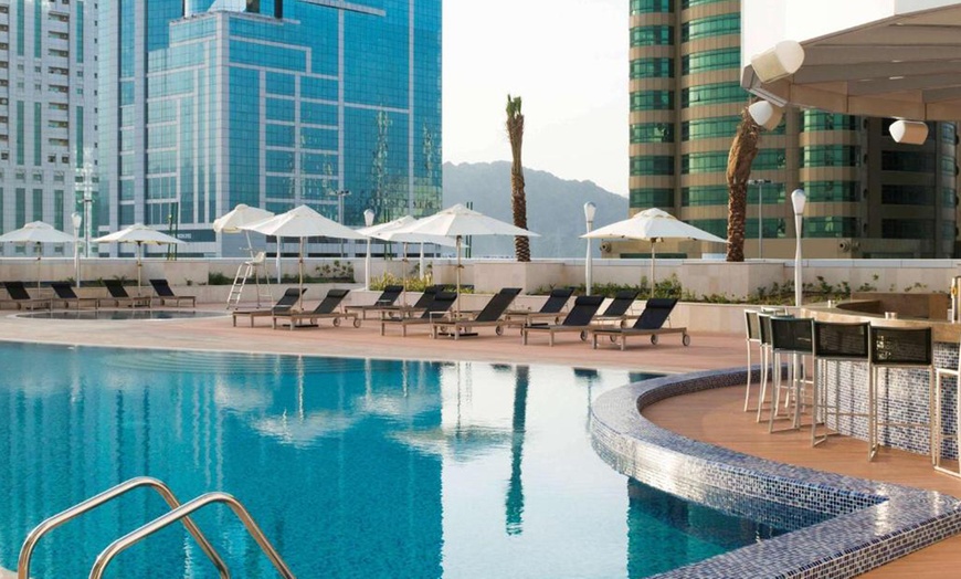 Image 15: Fujairah: 1 to 3 Nights 4* Stay with Breakfast and Dinner