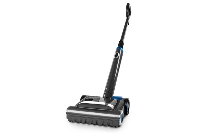 Image 2: Pifco Cordless Vacuum Cleaner
